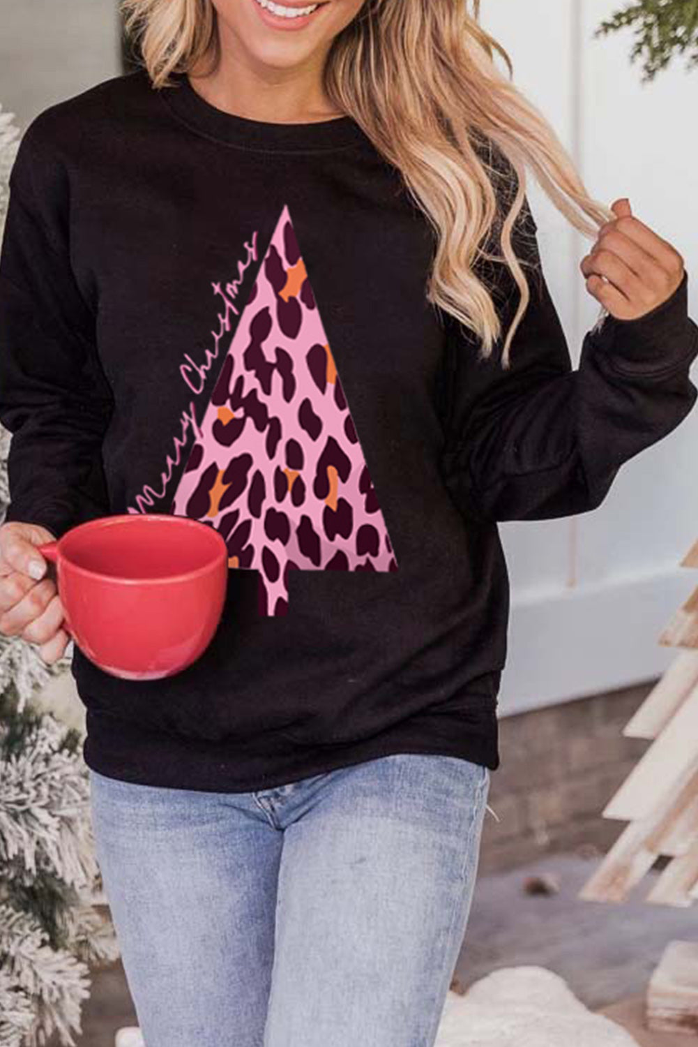 Black Leopard Christmas Tree Print Graphic Pullover Sweatshirt