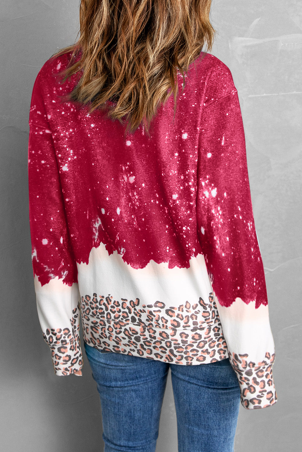 Red Leopard Bleached Heart Print Graphic Pullover Sweatshirt