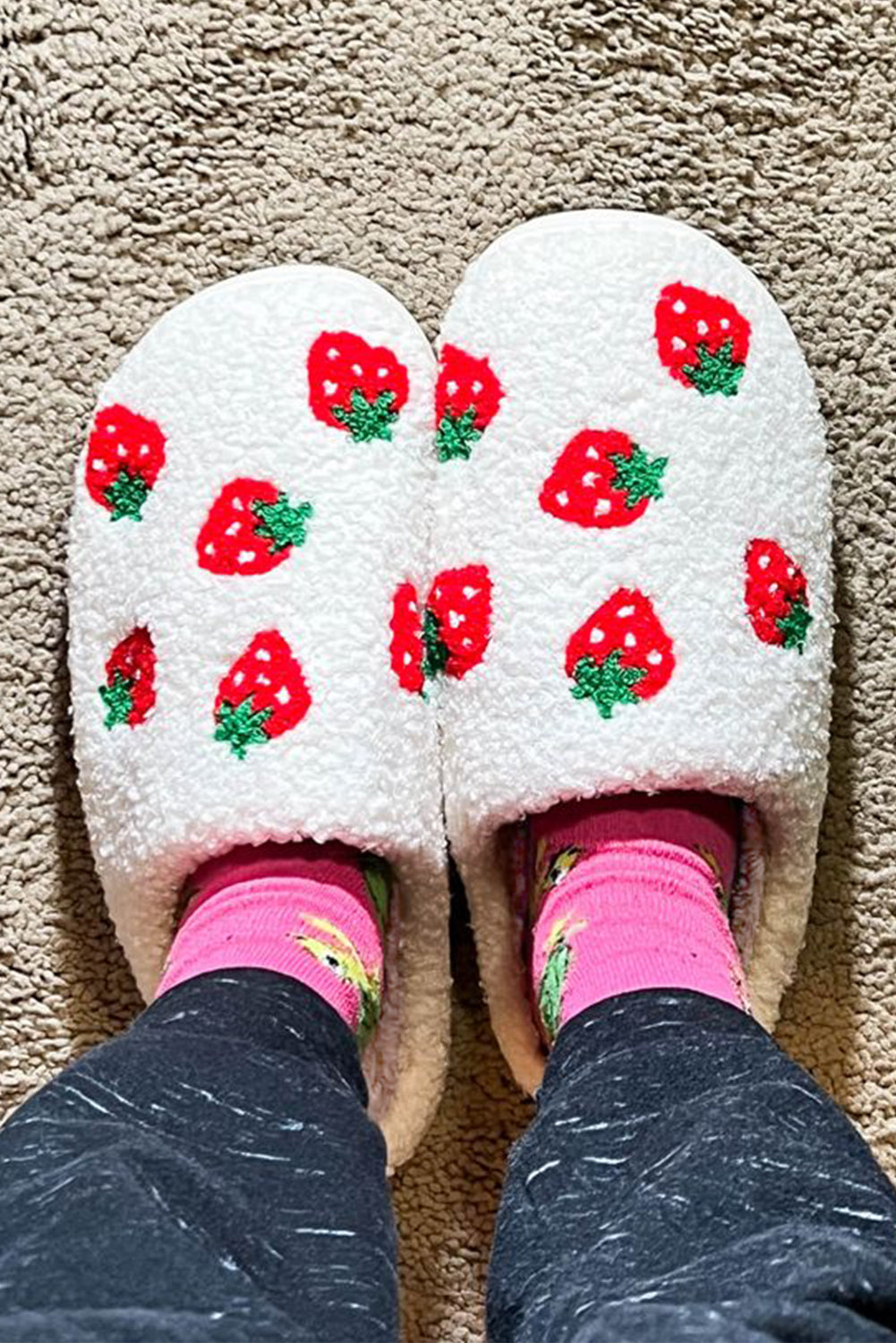 White Cute Fuzzy Strawberry Pattern Home Slippers